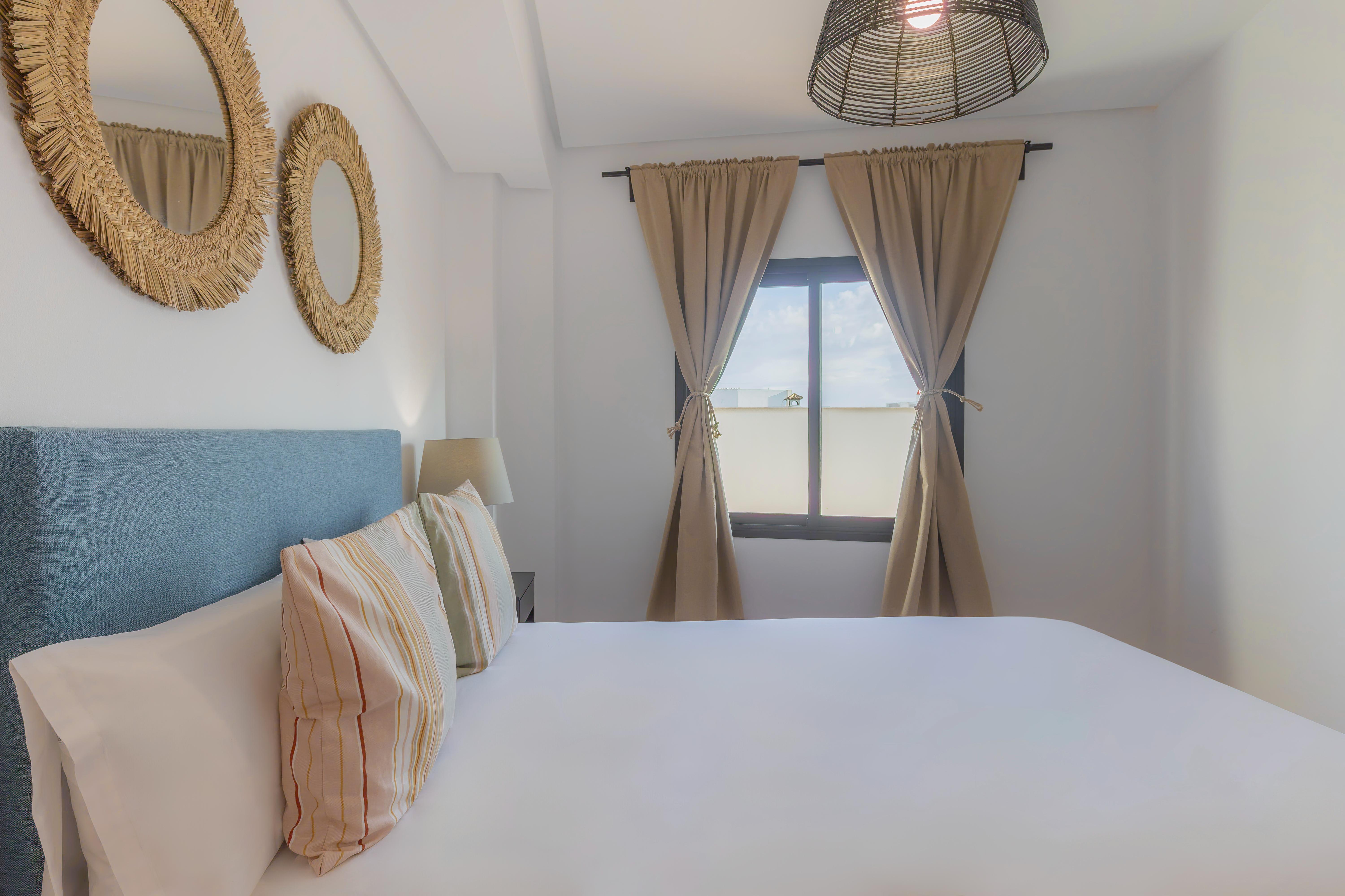 Apt Blueseas Bahia Marina 30/58