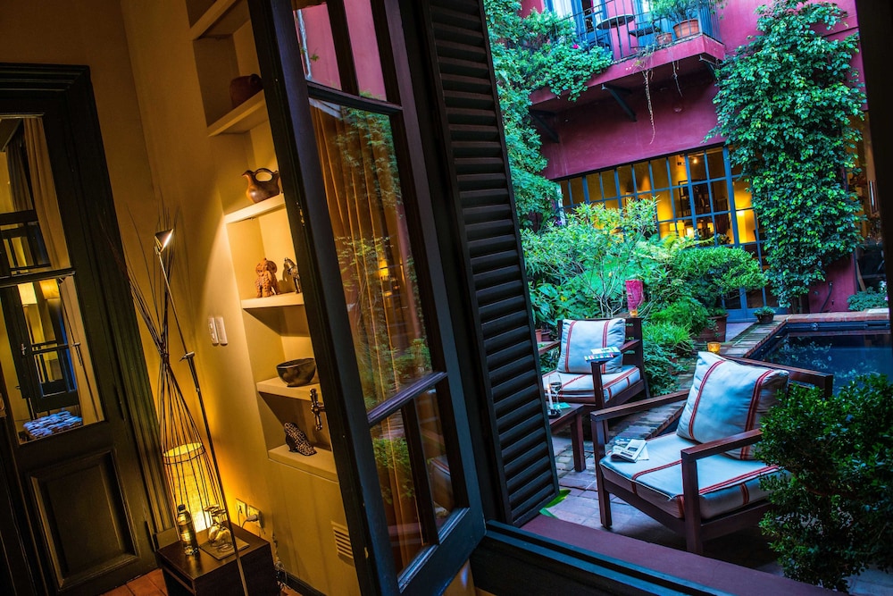 Bourbon Exclusive Jardin Escondido By Coppola 6/50
