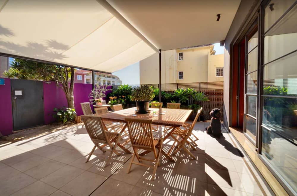 Dive Hotel Coogee Beach 46/53