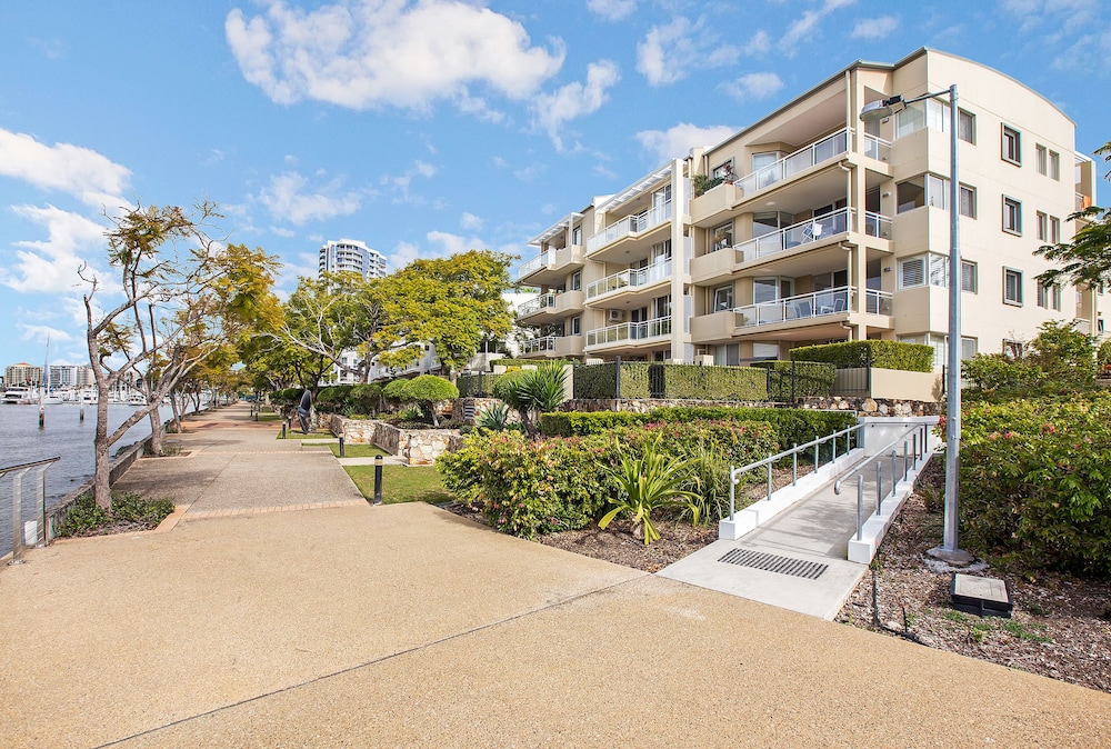 Bridgewater Terrace 11/54