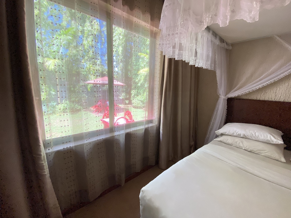 Sangana Lodge 17/50