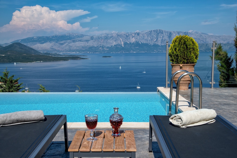 Ionian Heaven Villas 48/56