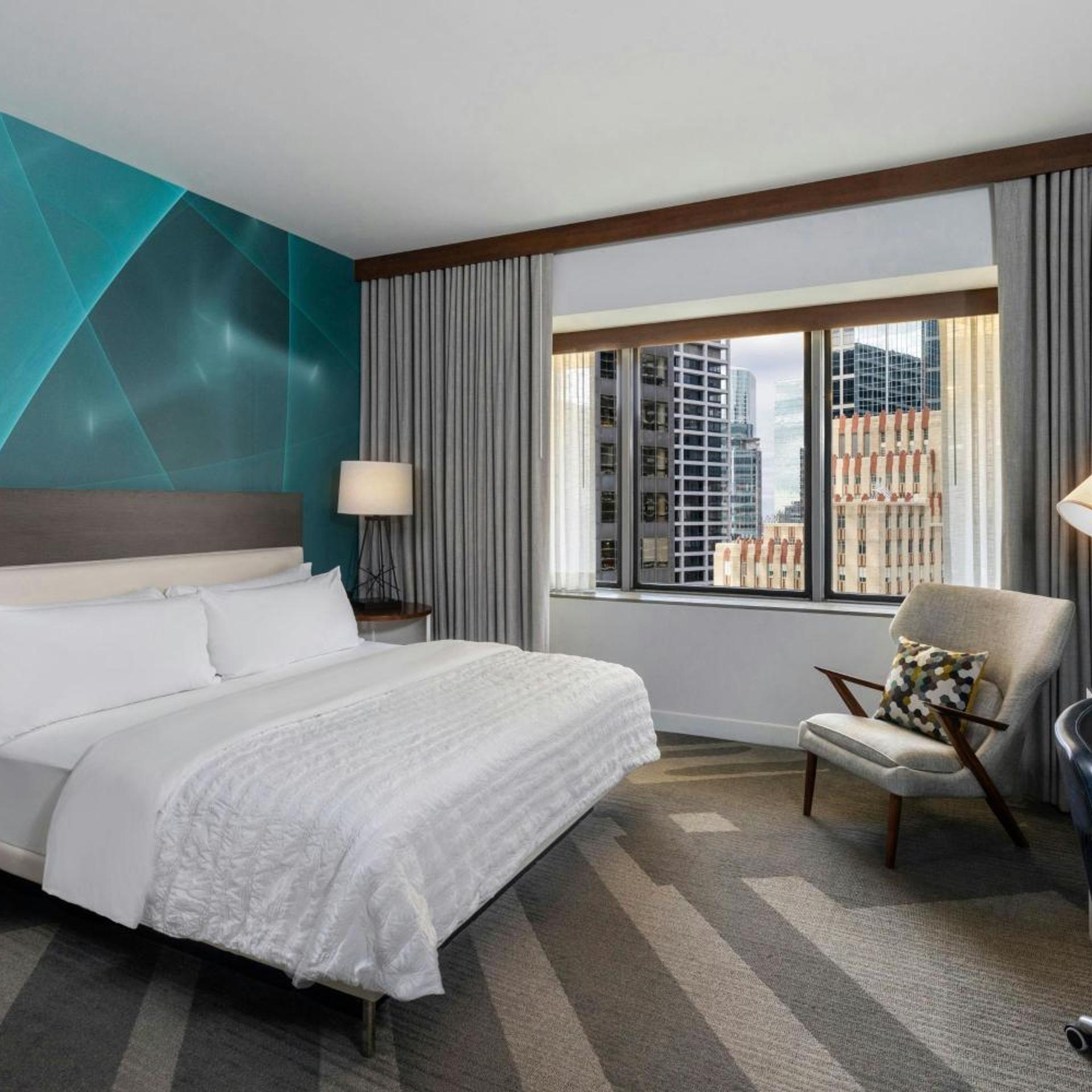 Premium, Suite, King Bed, City View, Sofa