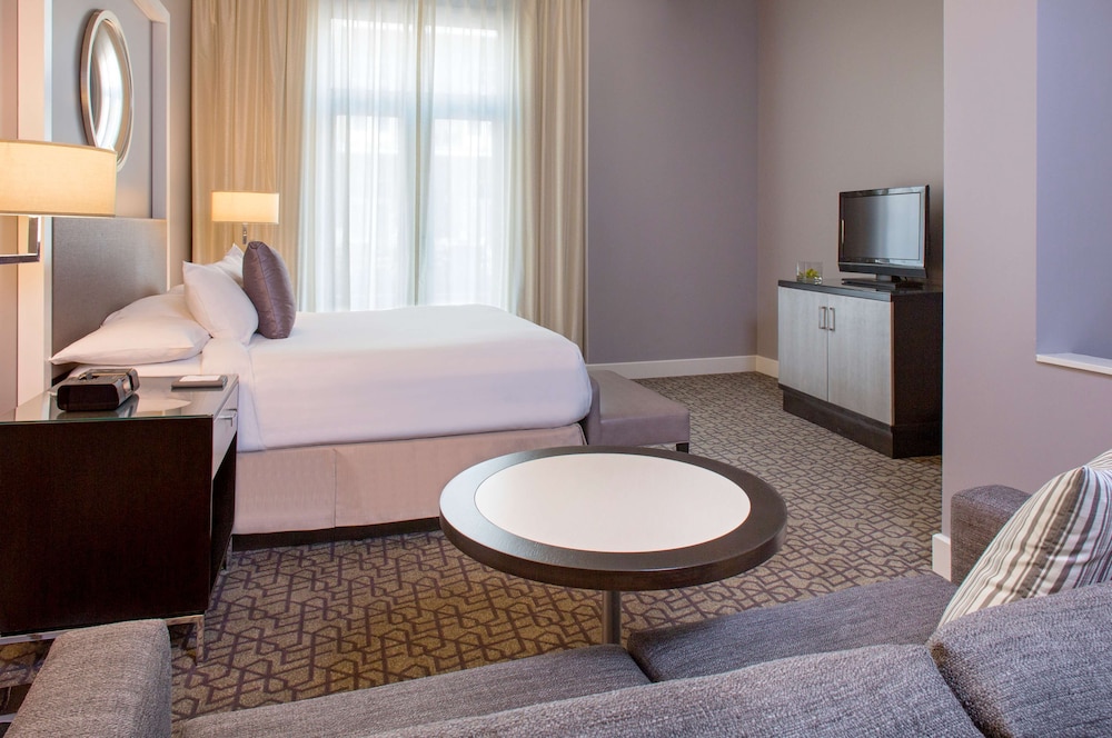 Hyatt Centric French Quarter New Orleans 49/77