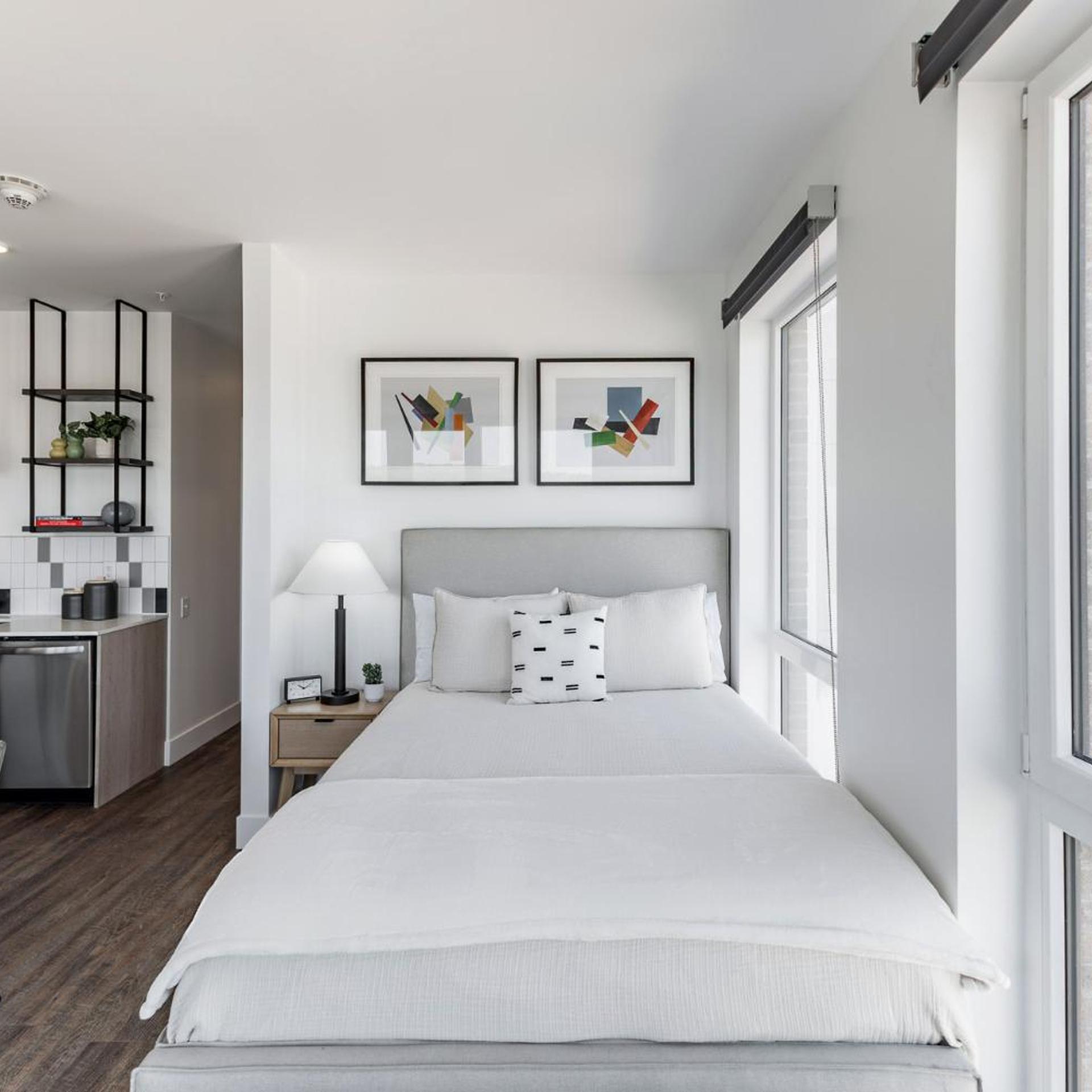 Anthem House Huntsville MidCity, powered by Placemakr 16/50