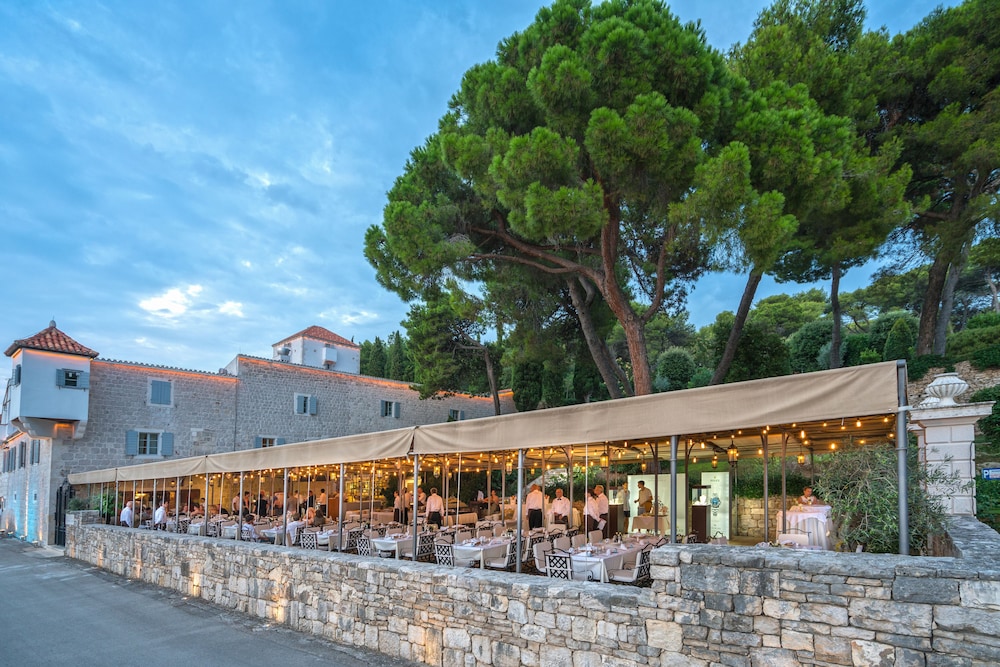 Hotel Martinis Marchi 3/50