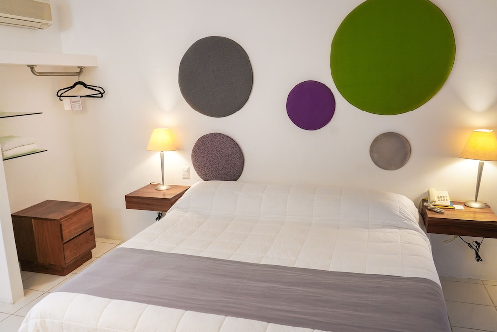 TRYP by Wyndham Chetumal 24/42