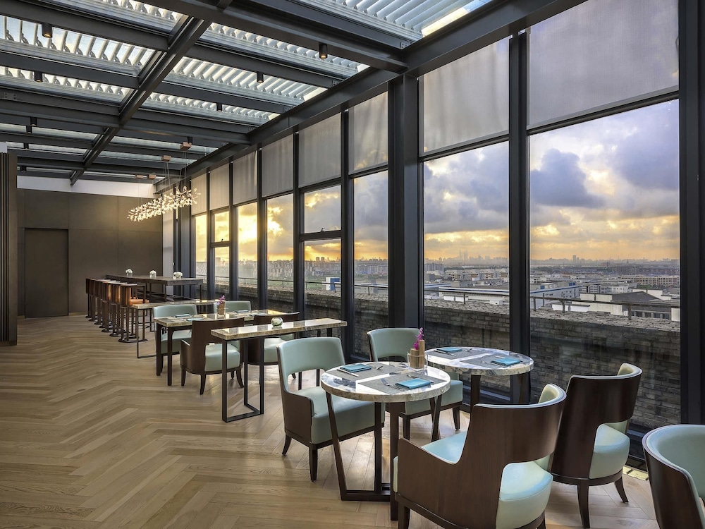 NOVOTEL SHANGHAI CLOVER 61/73