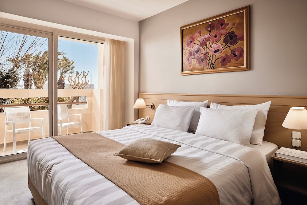DOUBLE ROOM GARDEN VIEW