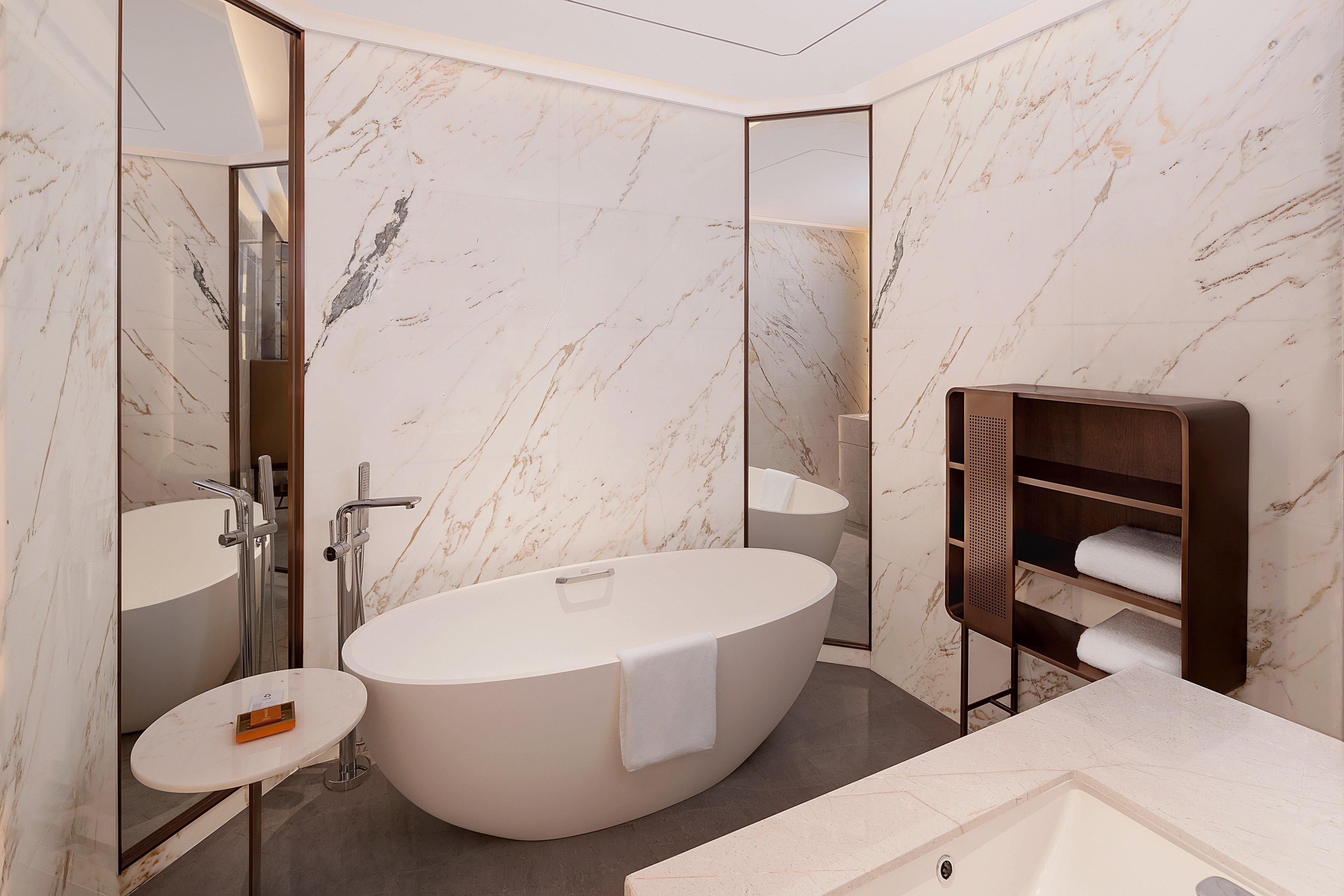 1 Bedroom, Suite, Crowne Plaza Qingdao Jinshui 3/5