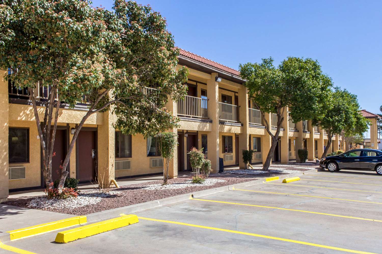 Rodeway Inn Near Ft Huachuca 8/9