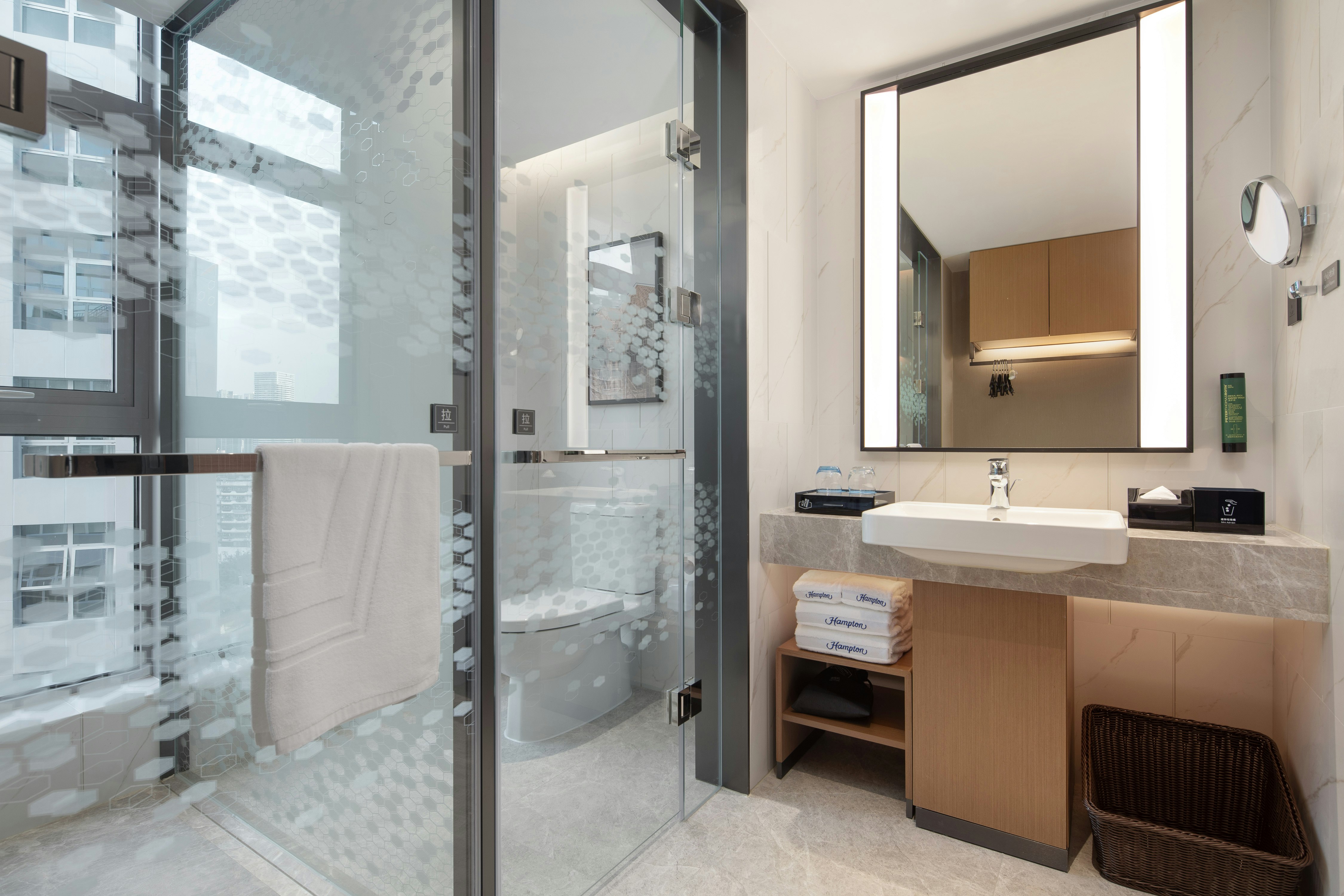 Hampton by Hilton Shenzhen Bao ' an Xin ' an 46/50