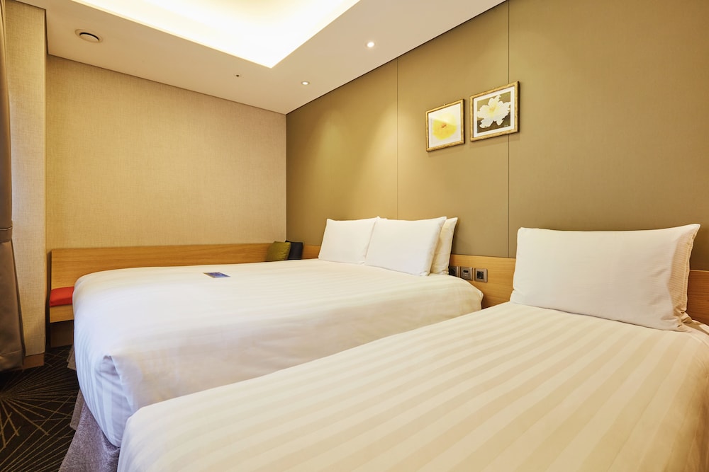 Days Hotel by Wyndham Seoul Myeongdong 21/56