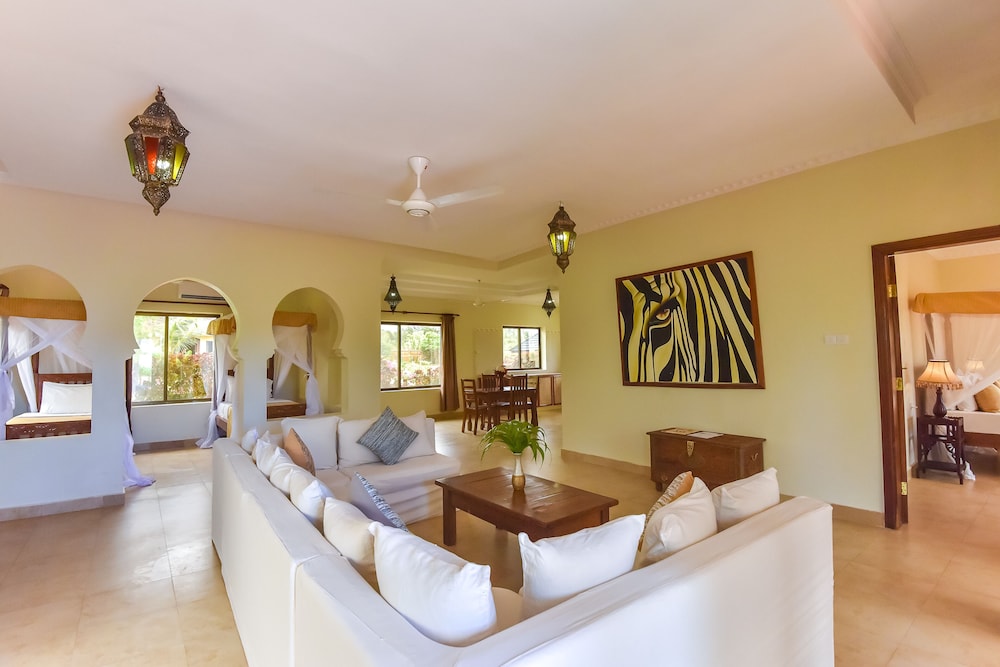 The Sands Beach Resort, Zanzibar 44/72