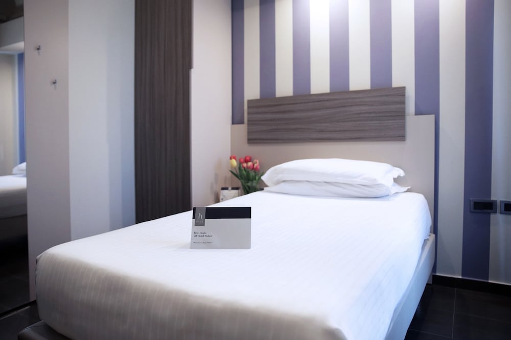 Hotel Palace 27/70