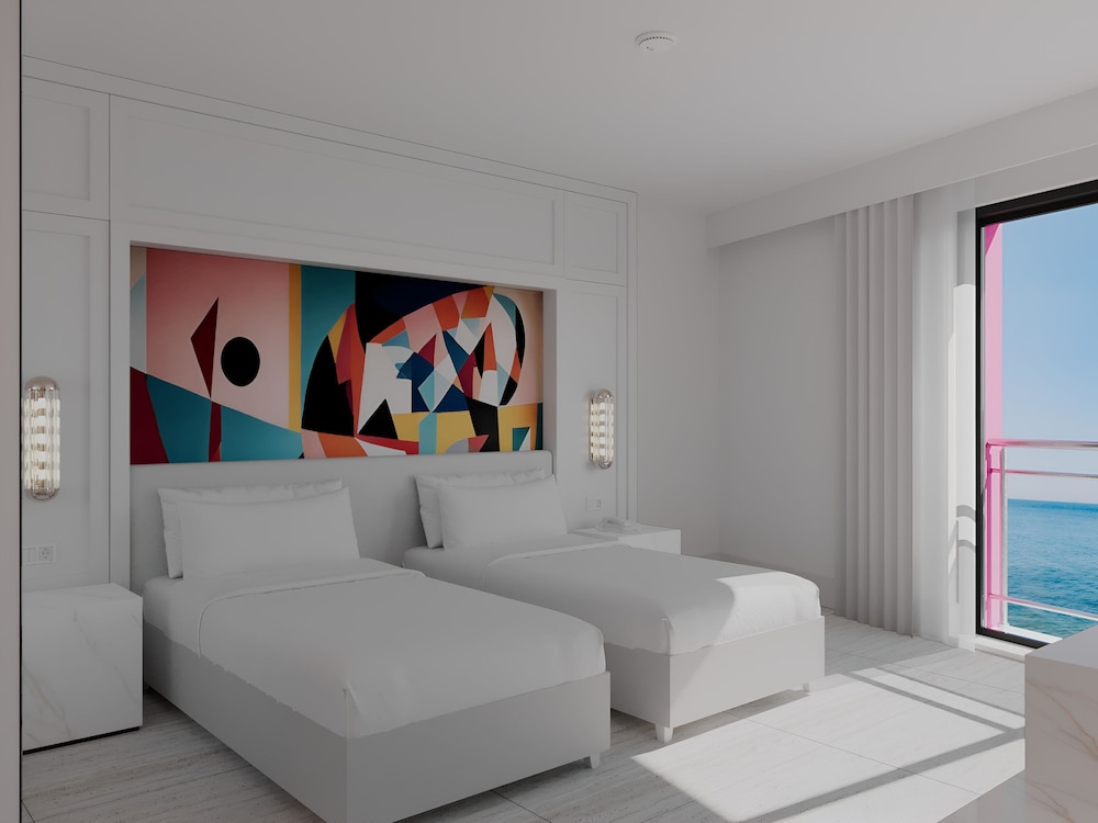 Pearl, Executive, Suite, King and Twin Beds