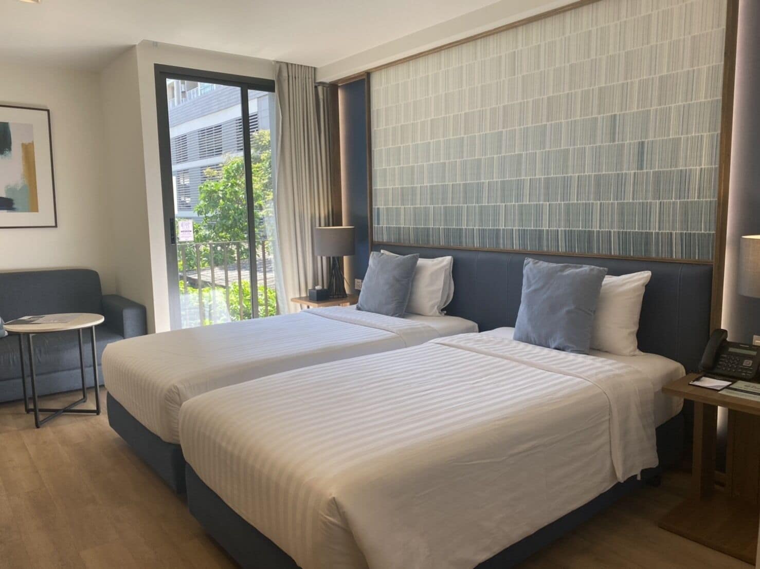 SUPERIOR TWIN ROOM