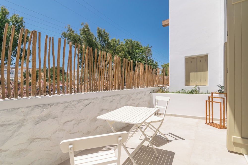 Arco Solium Suites 43/48