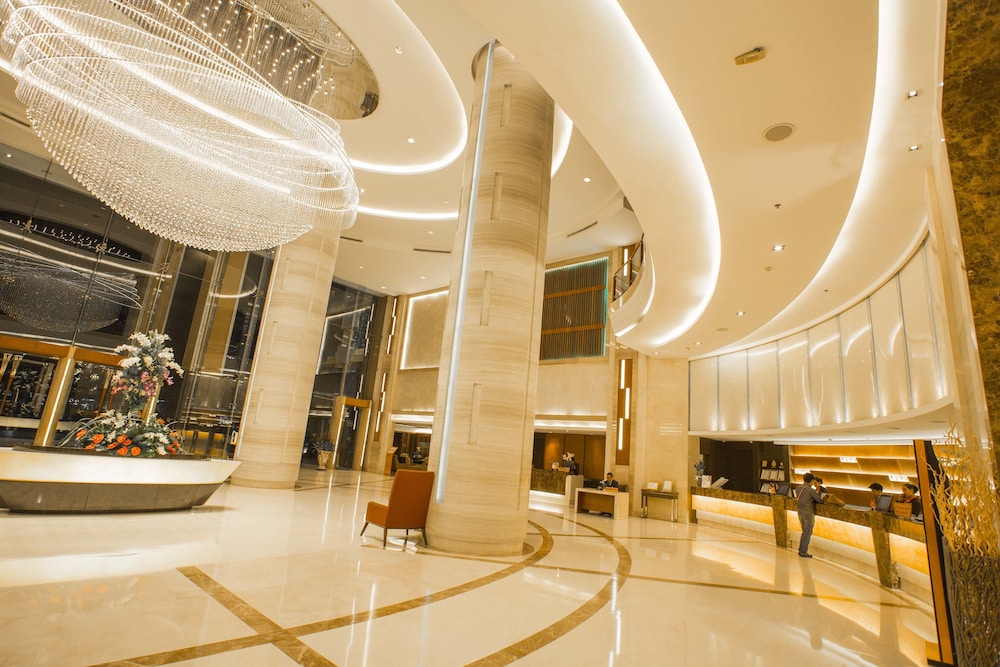 The Grand Fourwings Convention Hotel 37/45