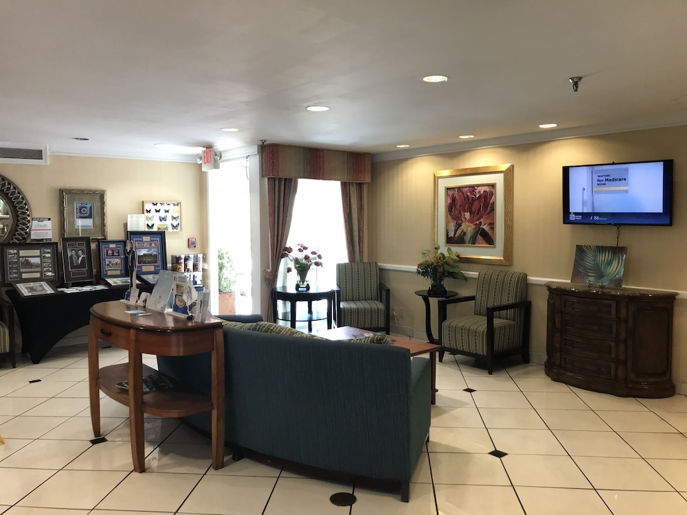 Baymont By Wyndham Gainesville I-75 26/46