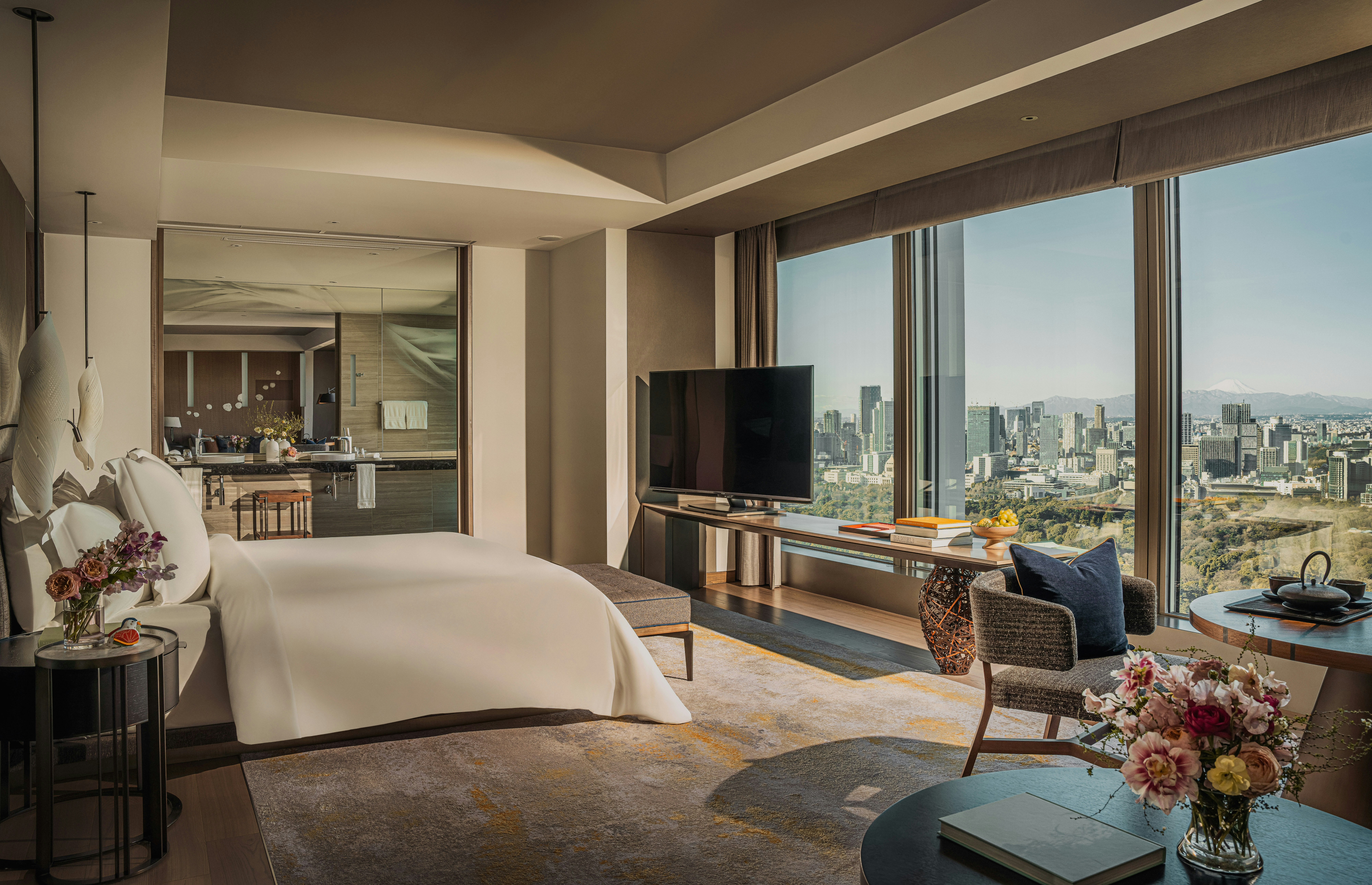 Imperial, Suite, King Bed, Garden View