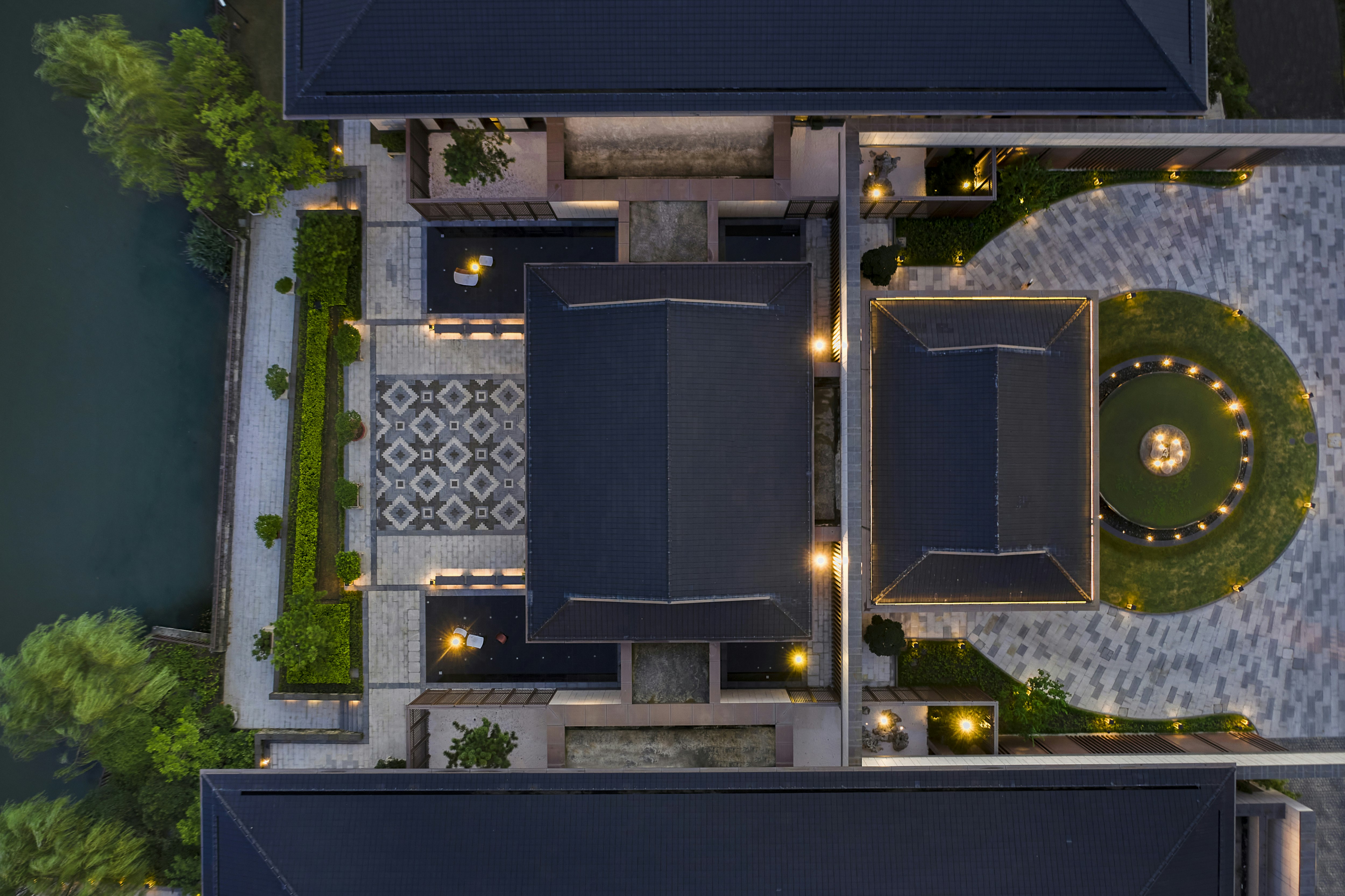 Hilton Shanghai Songjiang Guangfulin 2/50