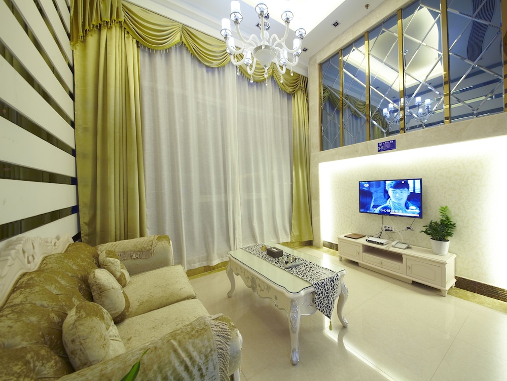 Louidon Mega Apartment Hotel of Kam Rueng Plaza Sunshine 58/77