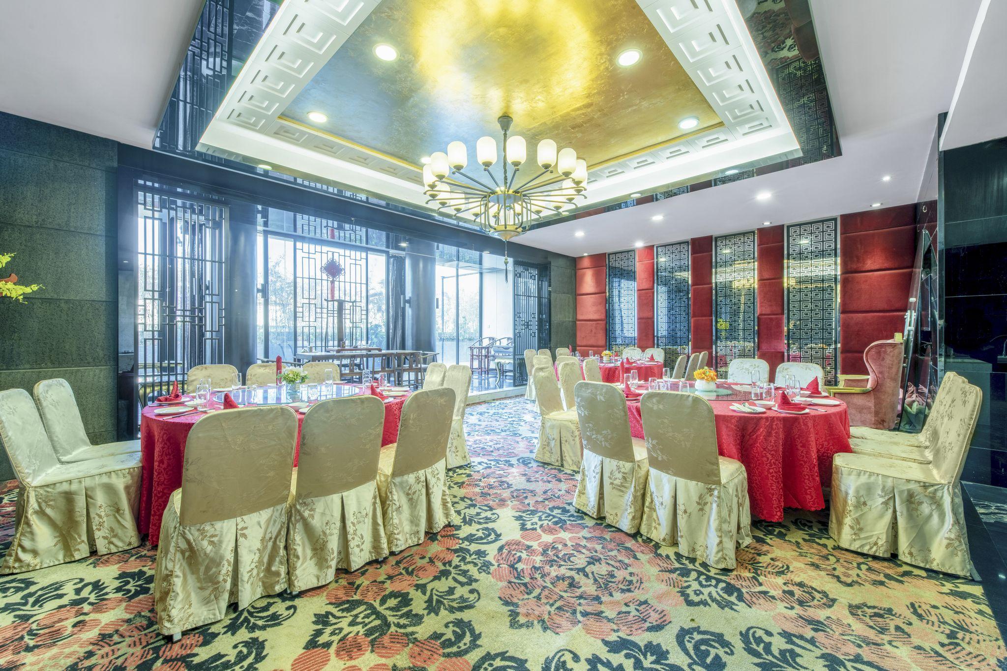 Park Lane Hotel 31/51