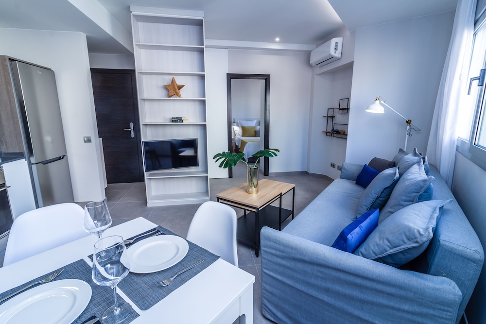 BLUESEA Bex Holiday Homes 40/64