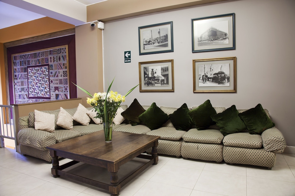 Kamana Hotel 17/28