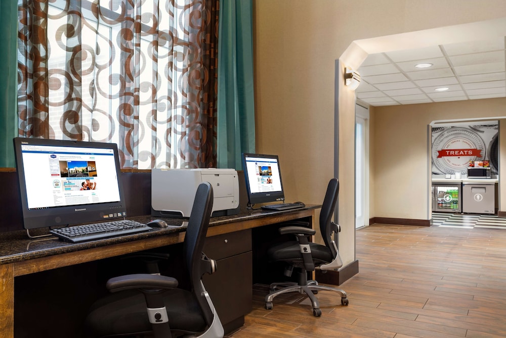 Hampton Inn & Suites Bluffton-Sun City 37/43