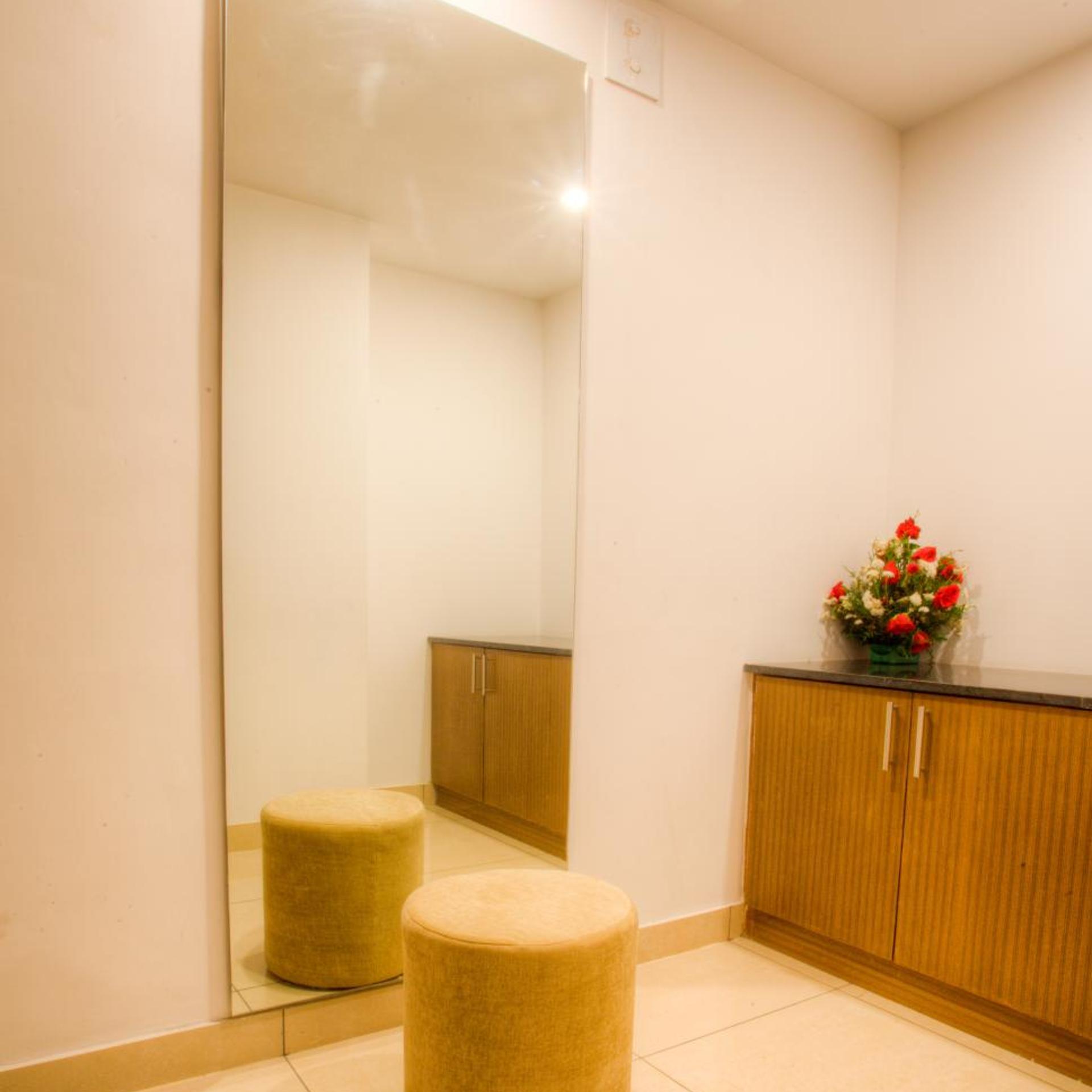 The Atrium Boutique Hotel 25/28
