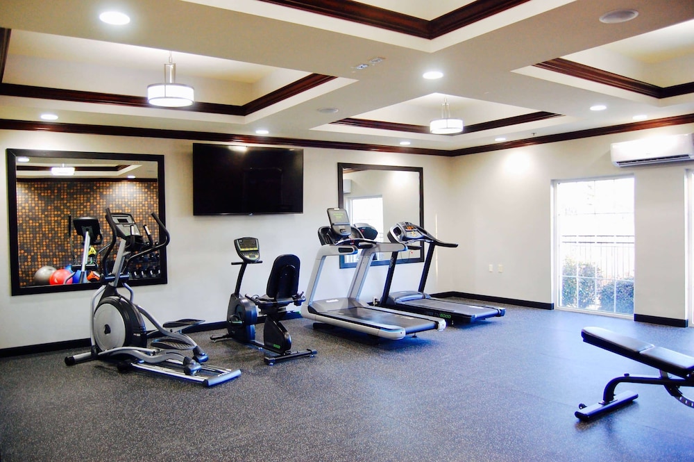 La Quinta Inn & Suites by Wyndham Tupelo 15/48