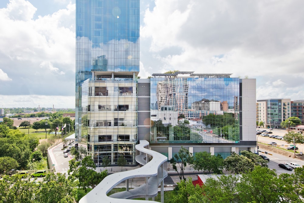 Fairmont Austin 10/72