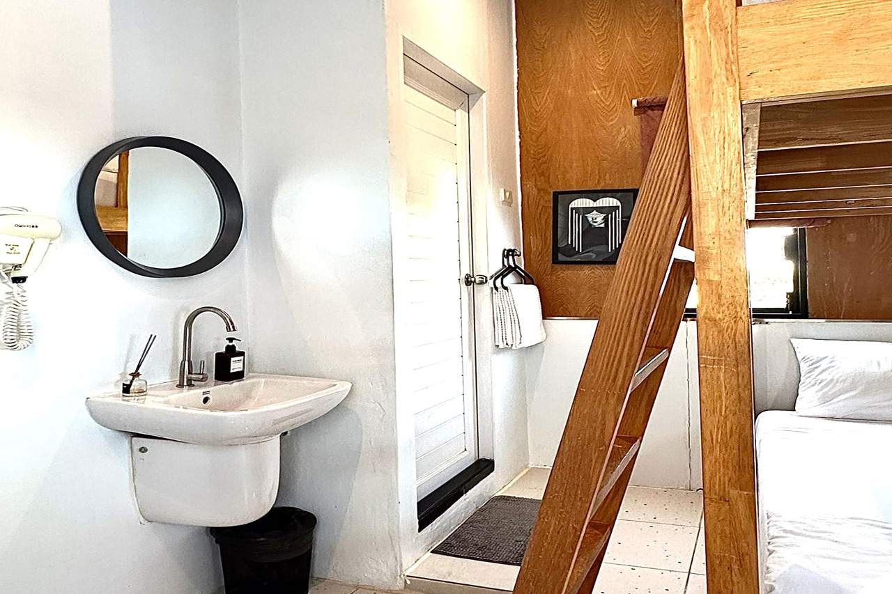 Beige Poshtels Hostel 49/49