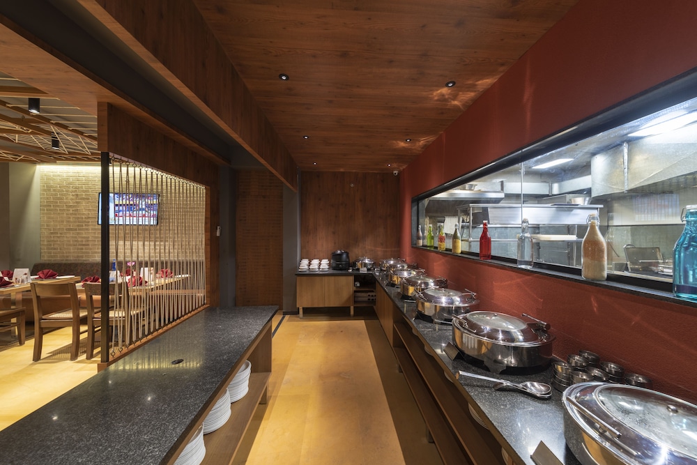 Icon Boutique Hotel by Bhagini 11/33