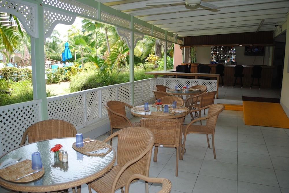 Sunbay Hotel 44/63