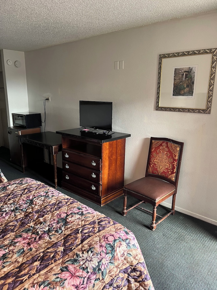 Glen Rose Inn 8/17