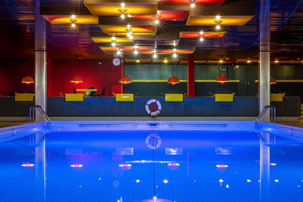 RADISSON BLU HOTEL BASEL 4/74