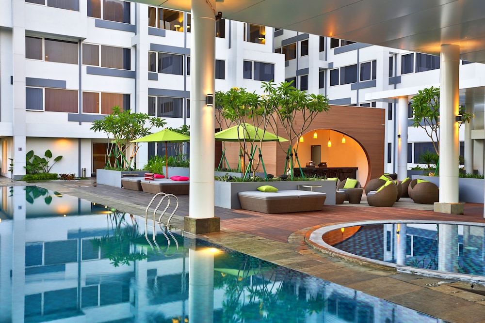 Mercure Serpong Alam Sutera 3/71