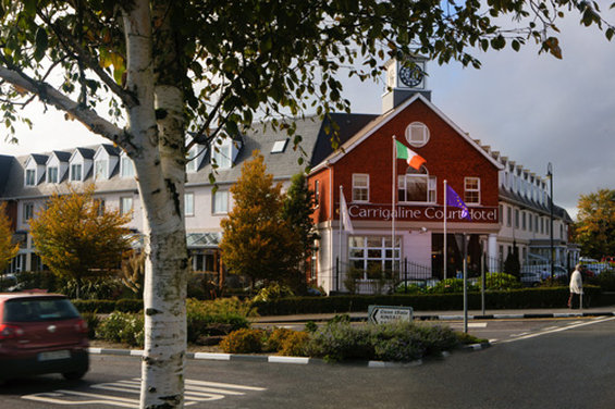Carrigaline Court Hotel And Leisure Centre 40/41