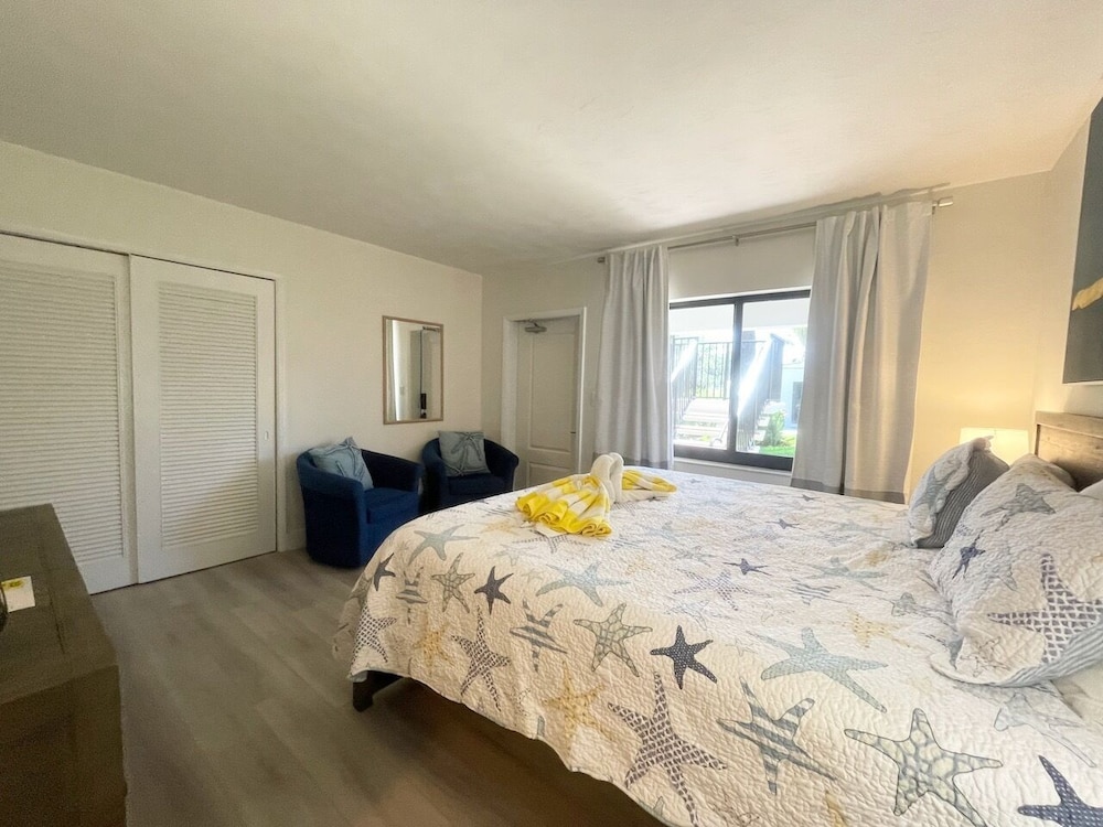 Tropic Isle Beach Resort 13/50