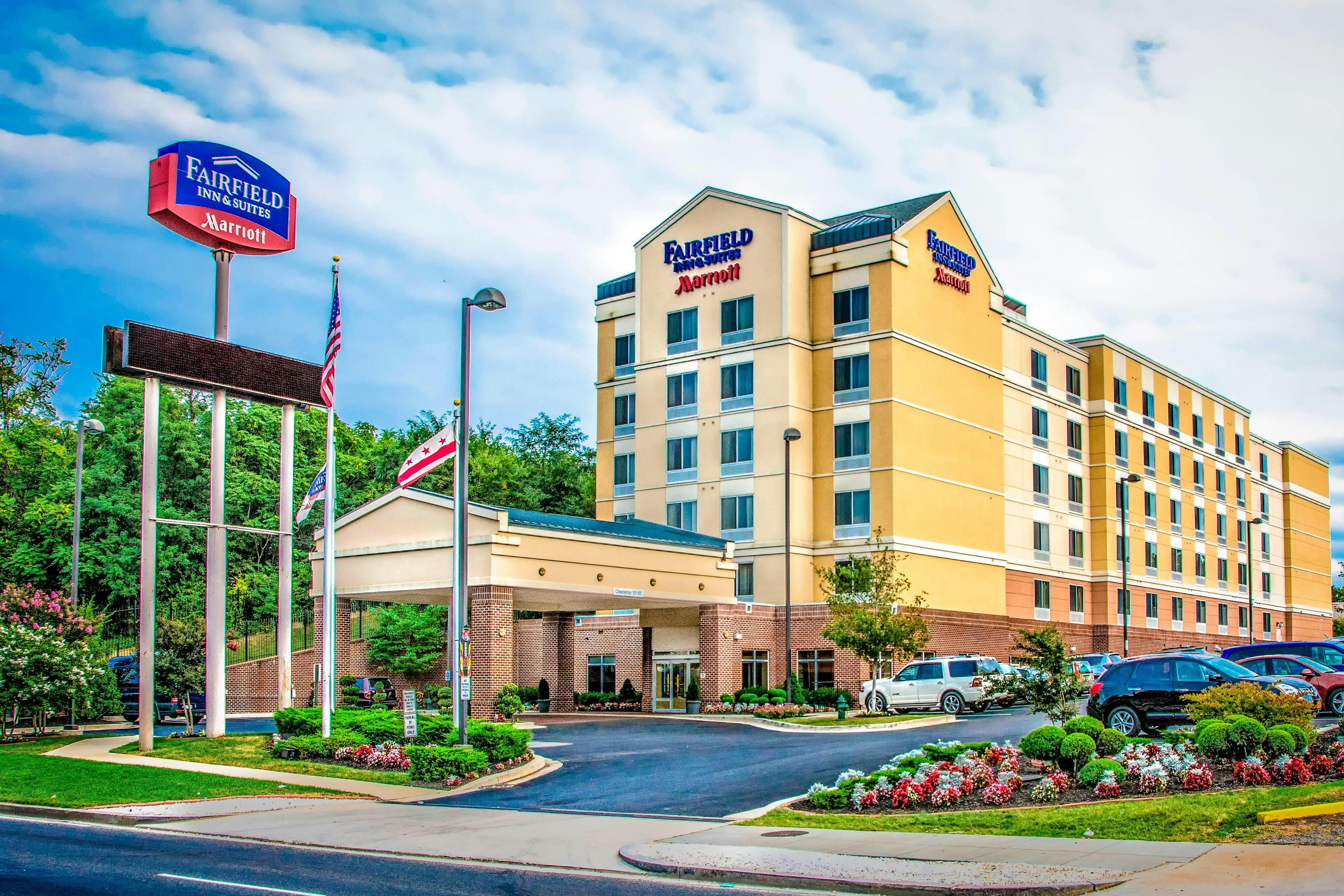 Fairfield Inn And Suites Washington Dc New York Avenue 1/5
