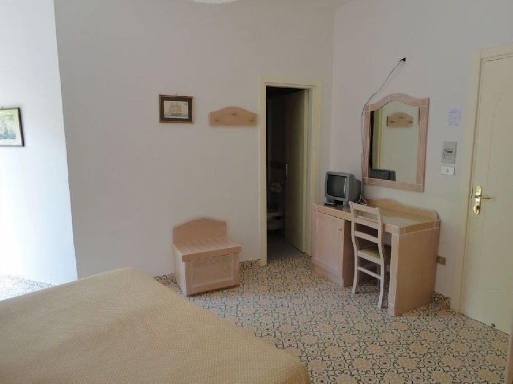 Hotel Candia 39/58
