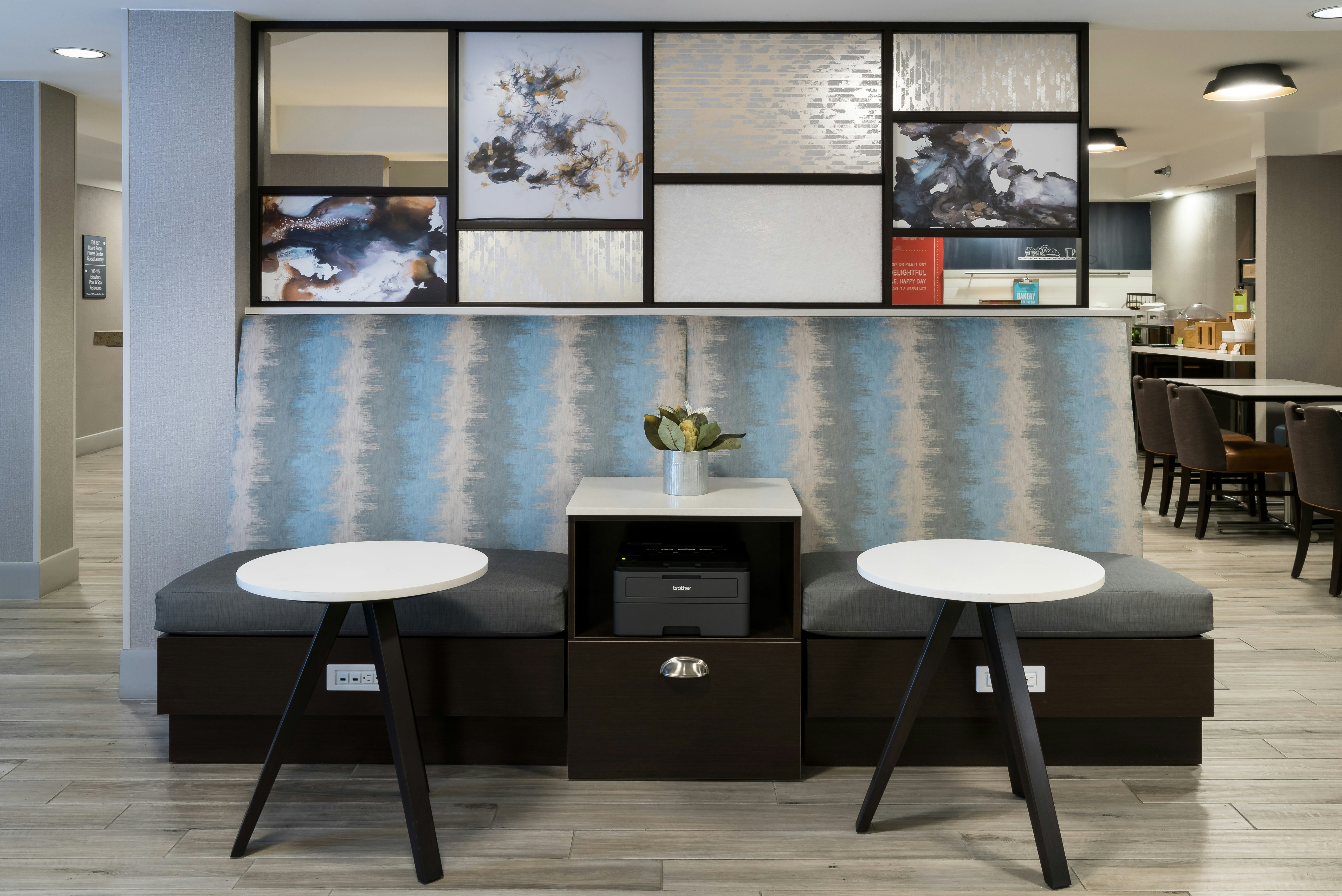 Hampton Inn Los Angeles/Santa Clarita 36/49