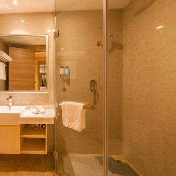 HANGZHOU OUYAMEI INTERNATIONAL HOTEL 51/52