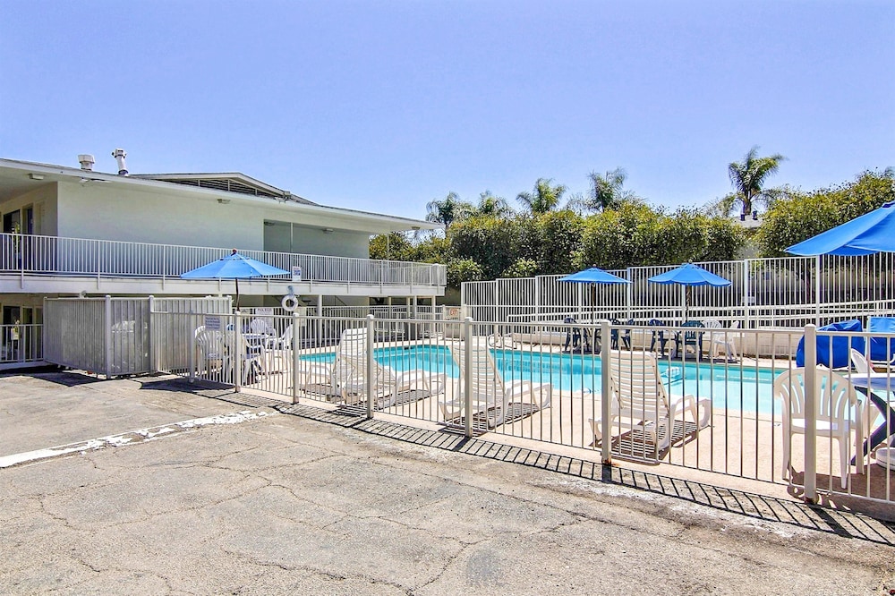 圣塔芭芭拉 6 号汽车旅馆(Motel6 Santa Barbara, CA - State Street) 图片5