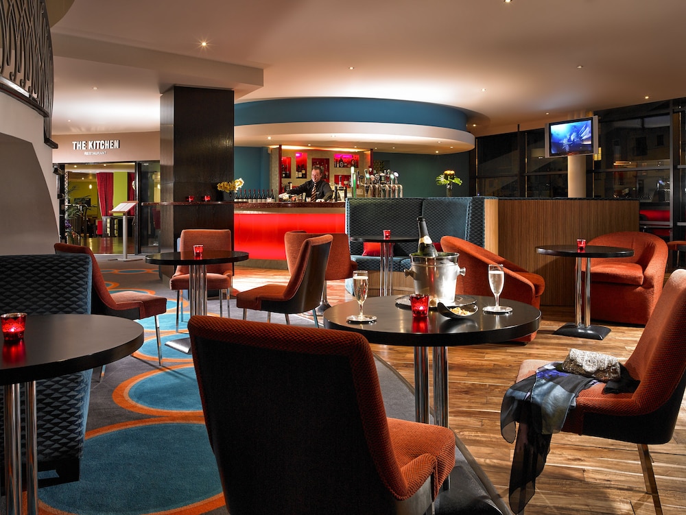 Glasshouse Hotel 34/37