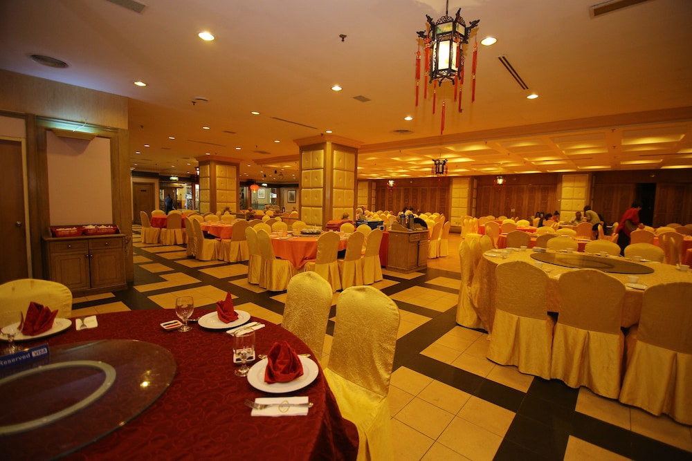 Grand Darul Makmur Hotel Kuantan 55/64