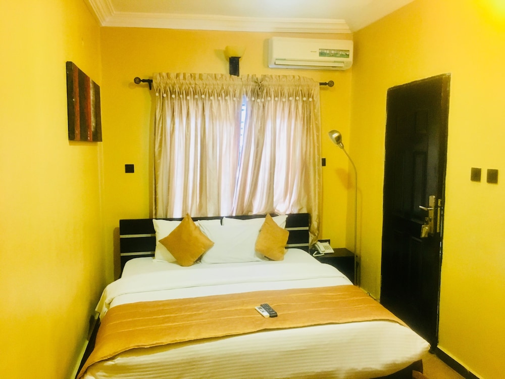 Esporta Suites Lekki 6/21